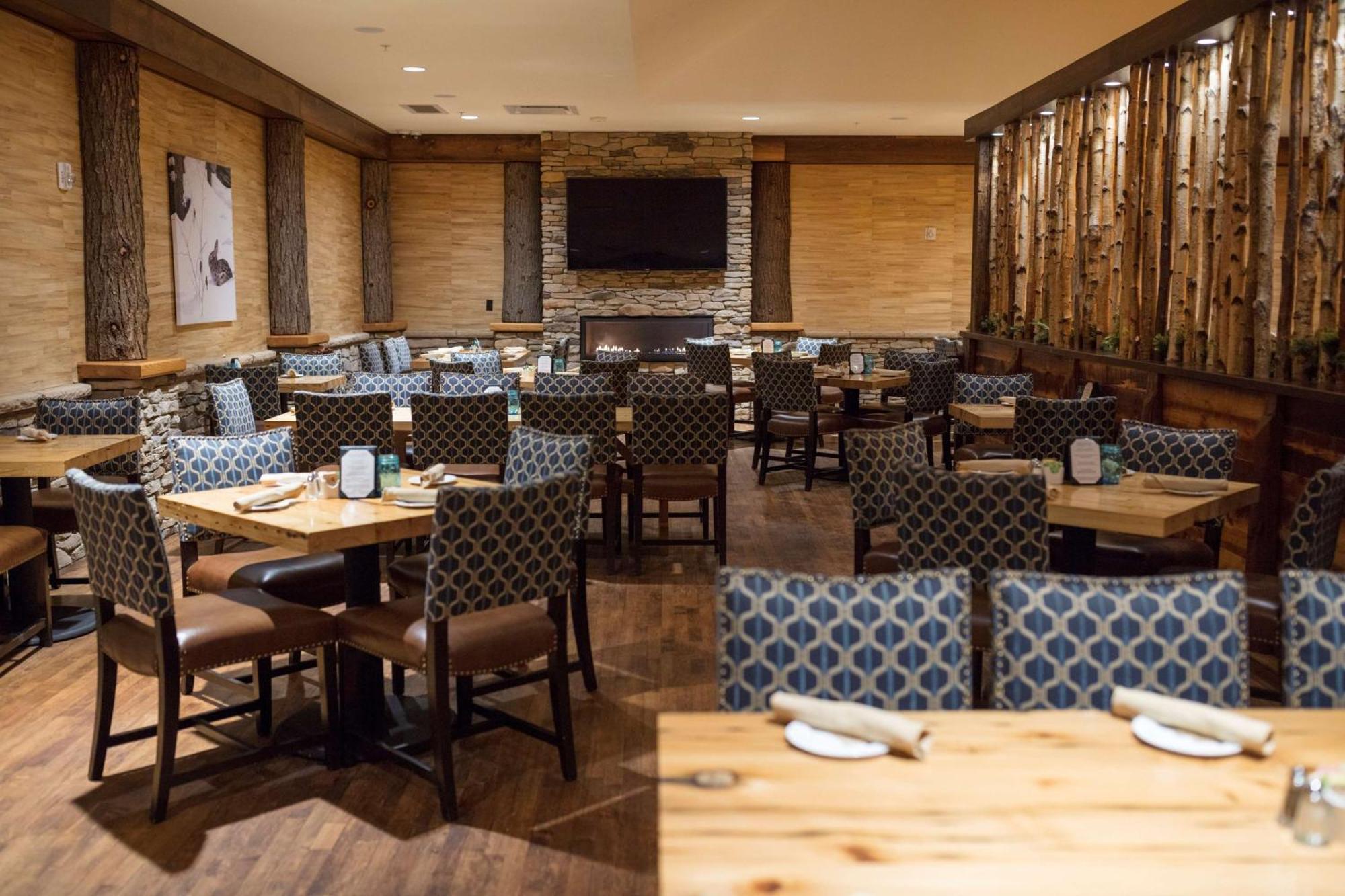 Tailwater Lodge Altmar, Tapestry Collection By Hilton Exterior foto
